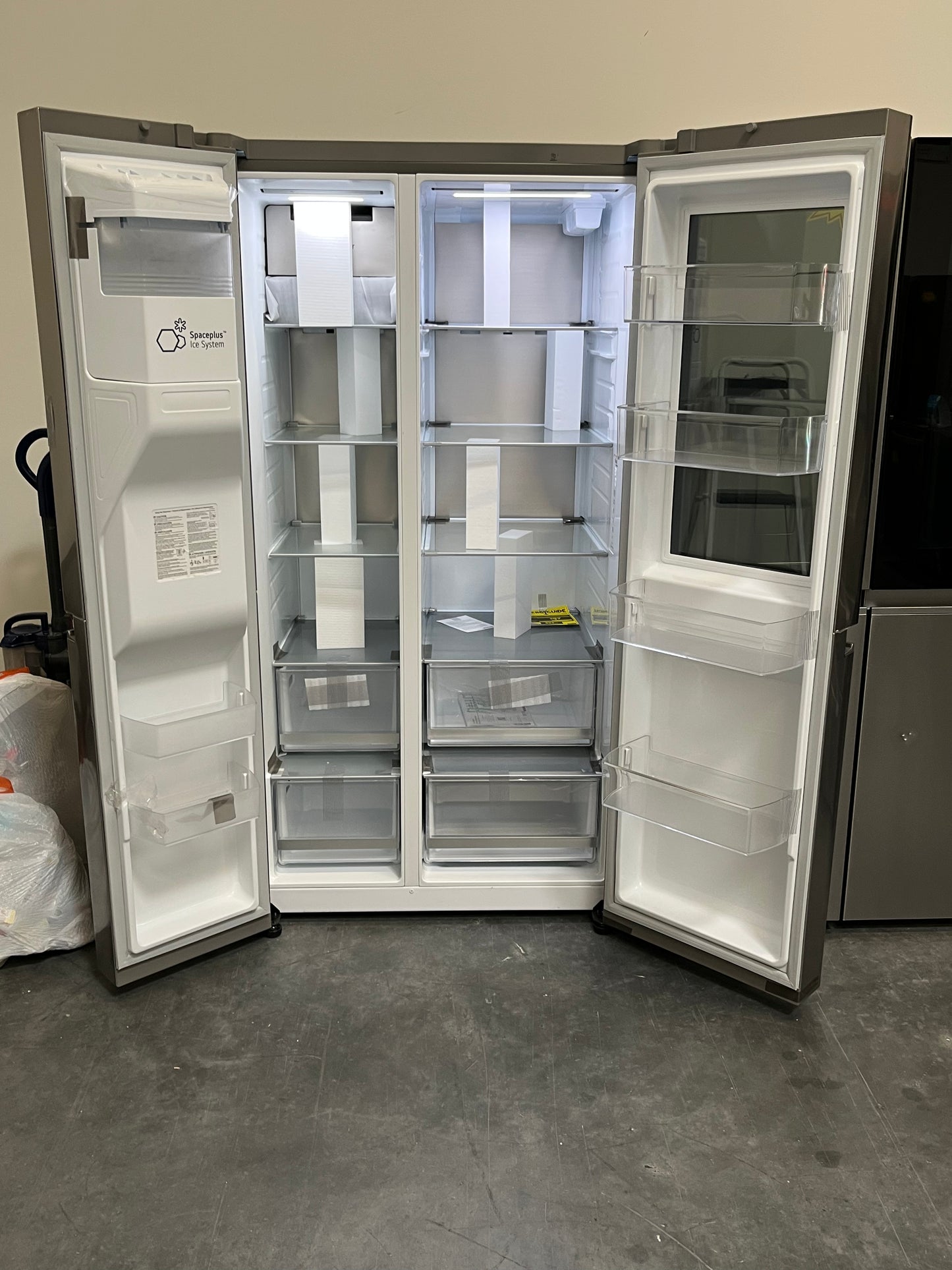 27 cu. ft. Side-By-Side InstaView® Refrigerator